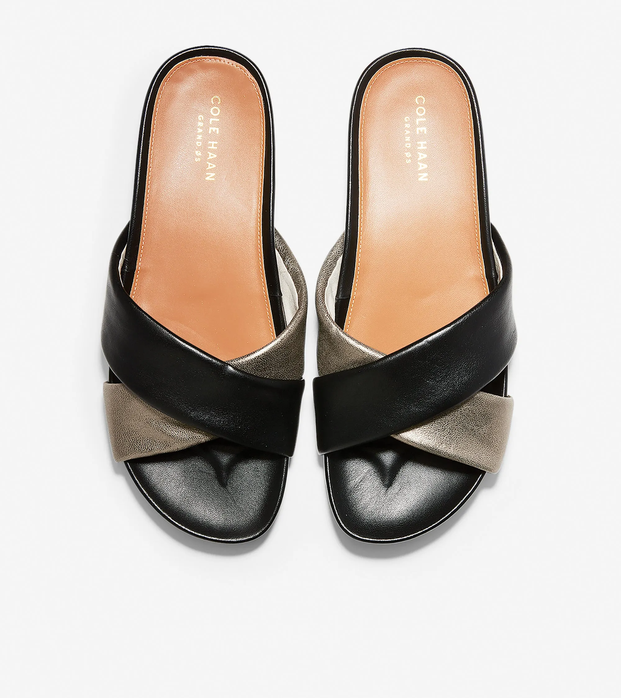 Arielle Sandal