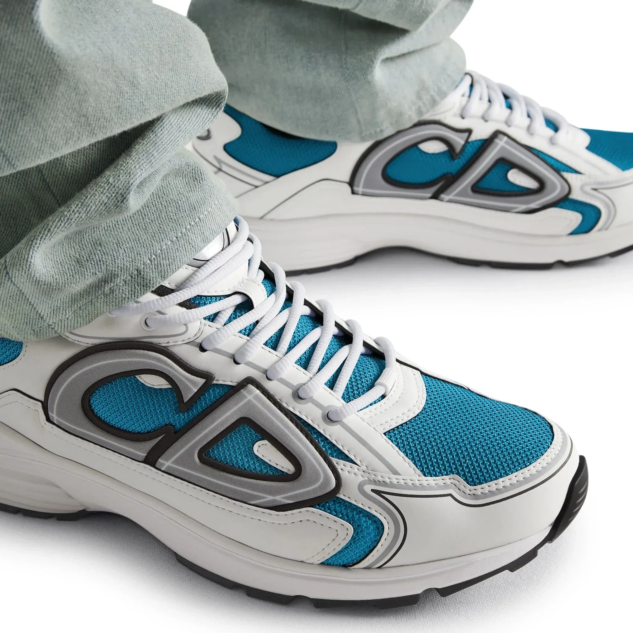 B30 Blue White Trainer