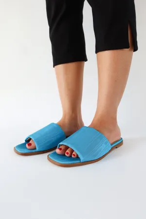 benni blue aqua moire sandal