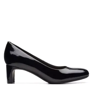 Clarks Women's Kyndall Iris Black Patent Leather 26174304