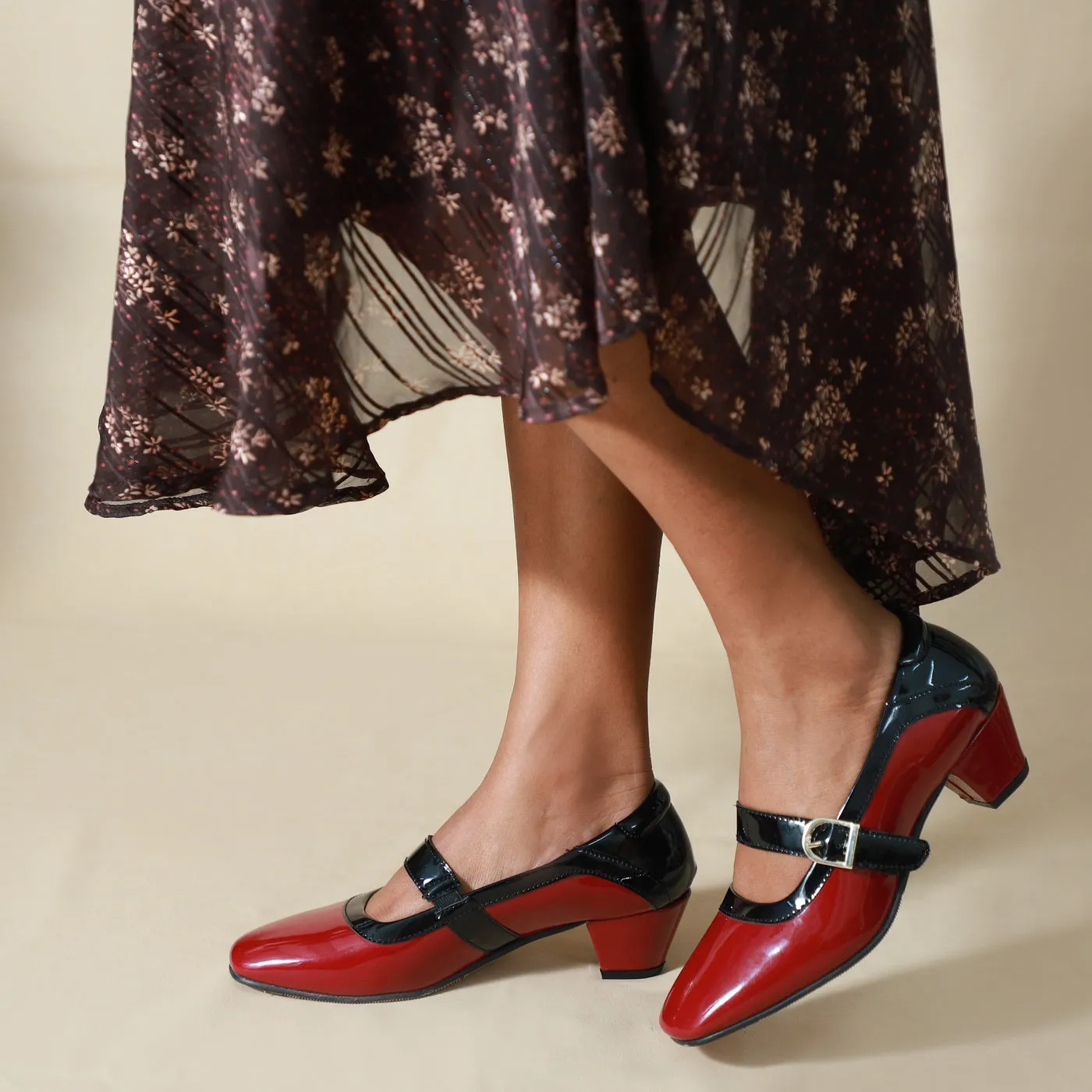 NICHE Women French Wine-Black Low Heel Pumps