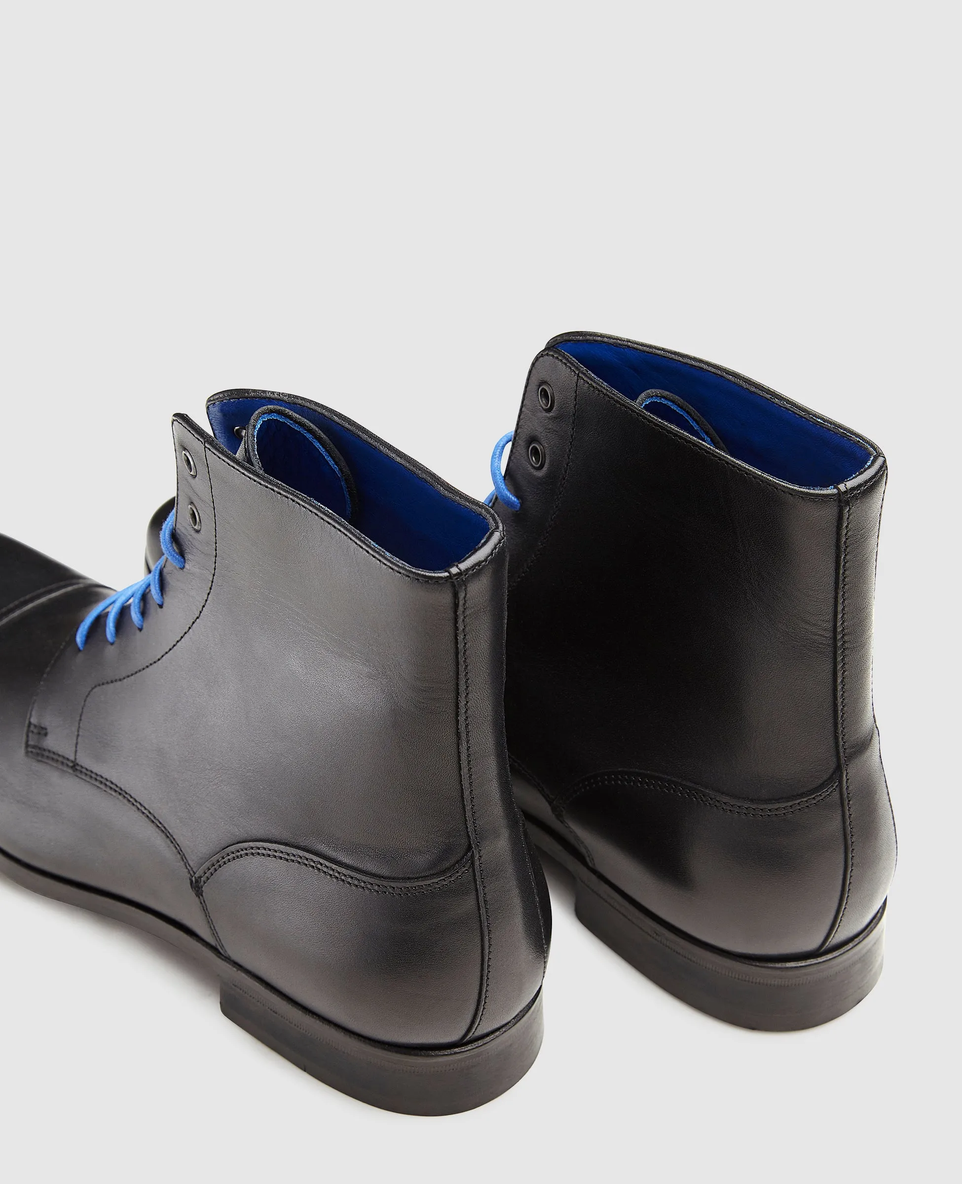 No. 6825 BL - Black