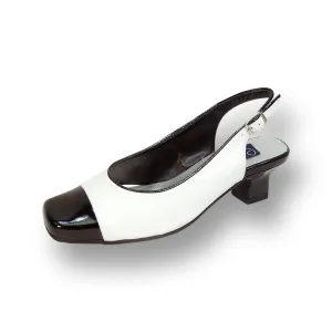 PEERAGE Cece Women's Wide Width Leather Pumps