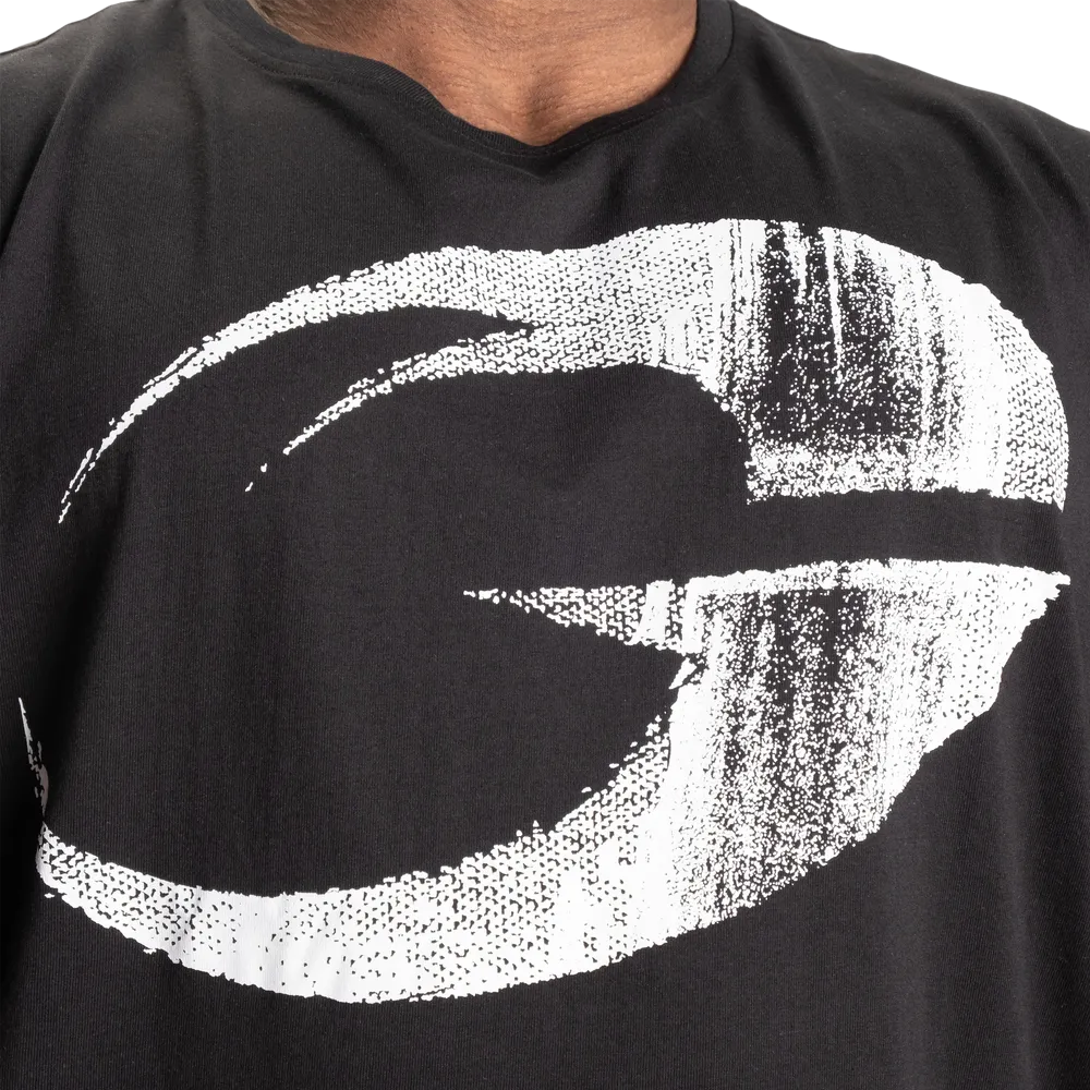 Pump Cover Iron Tee, Black