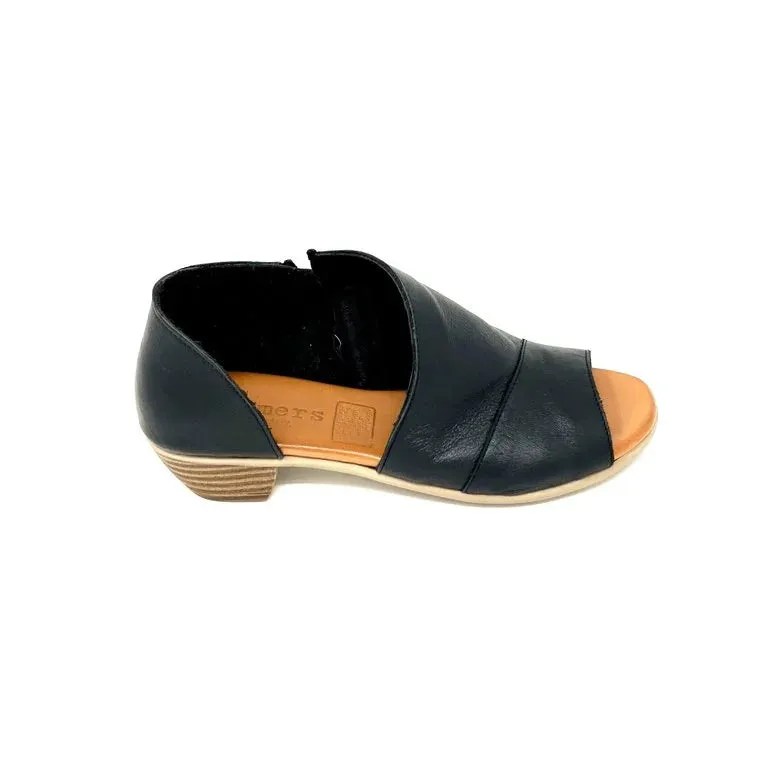 Roamers Women’s Mesa Black