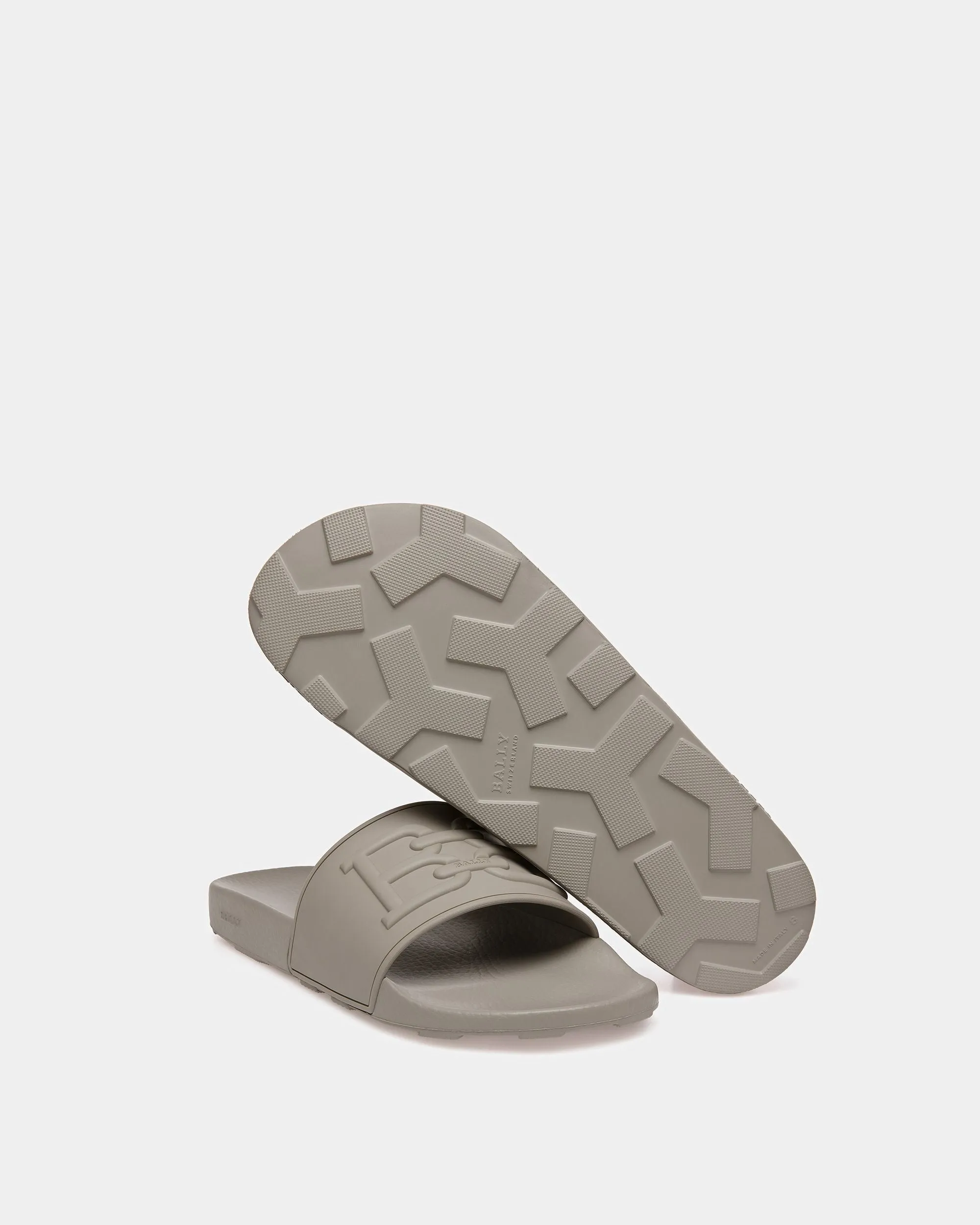 Scotty Rubber Sandals In Stone