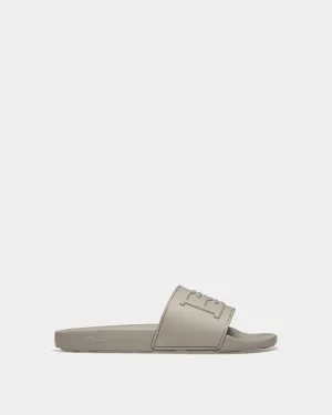 Scotty Rubber Sandals In Stone