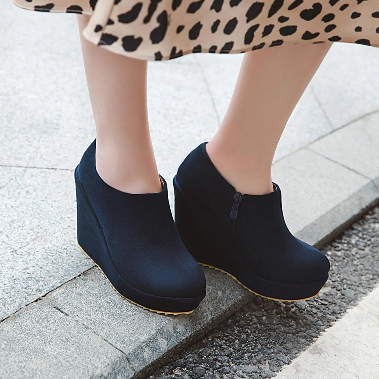 SHEMEE Women's Wedge Heels Ankle Boots High Heeled Platform Pumps Round Toe Zip Up Short Booties Office Party Dress Shoes