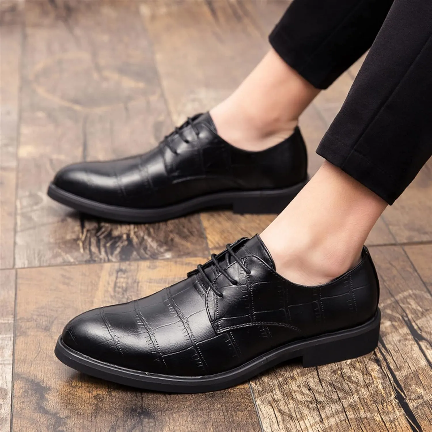 Single Season Formal Shoes for Men Lace Up Plaid Round Burnished Toe Derby Shoes Faux Leather Rubber Sole Block Heel Anti-Slip Classic Very Popular Among Young People