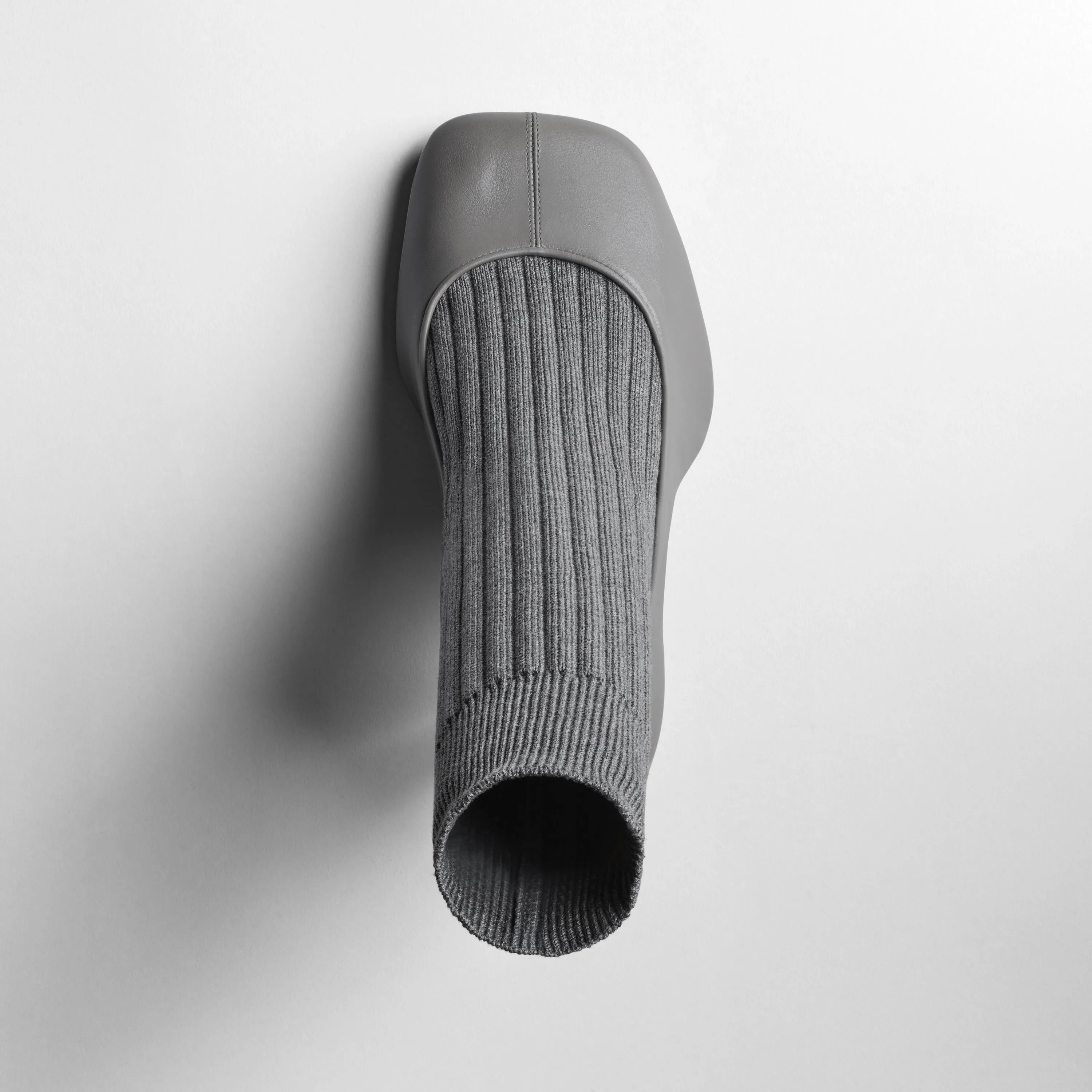 SOFT SOCK PUMP | cement suede
