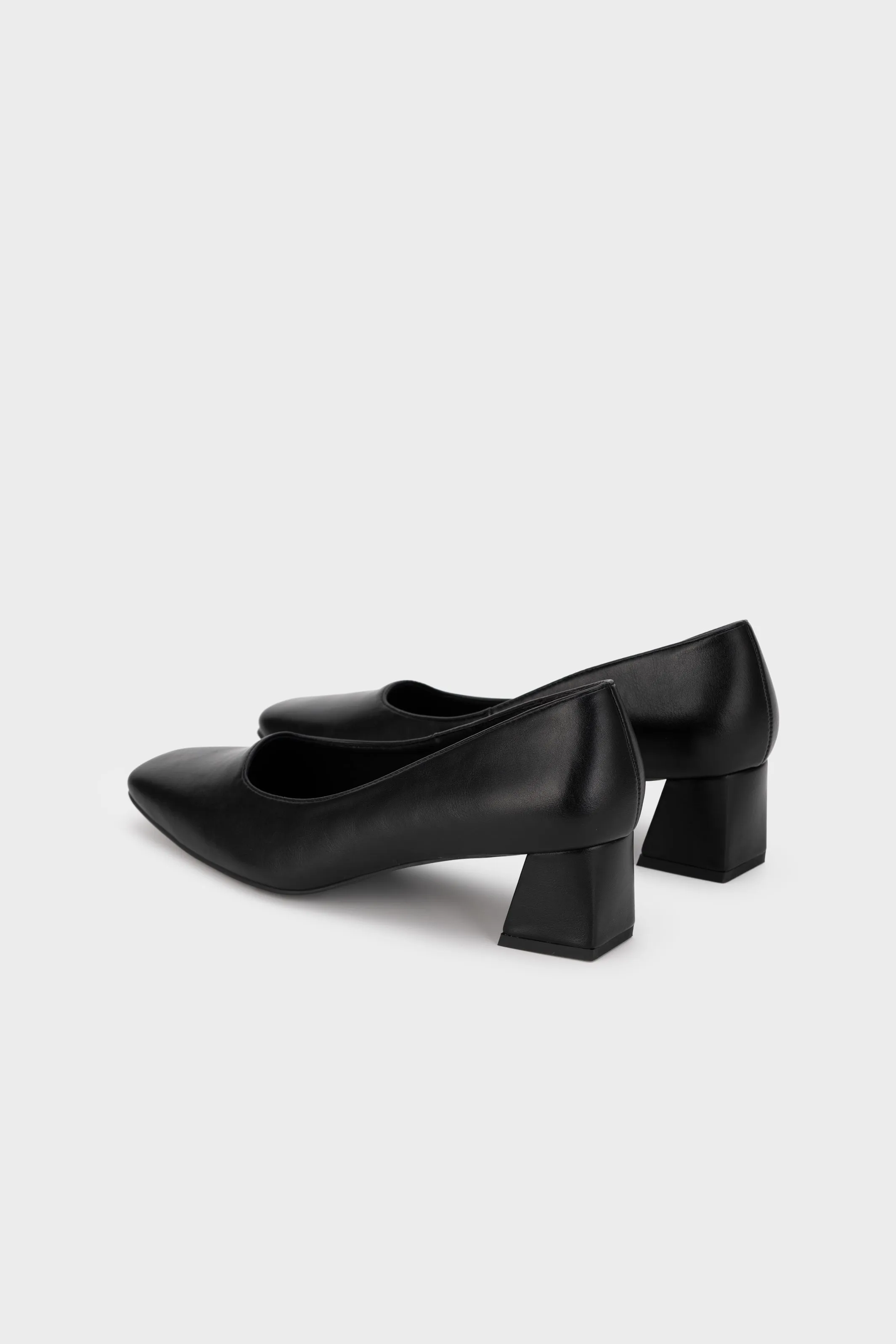 SQUARE TOE CHUNKY HEEL PUMP