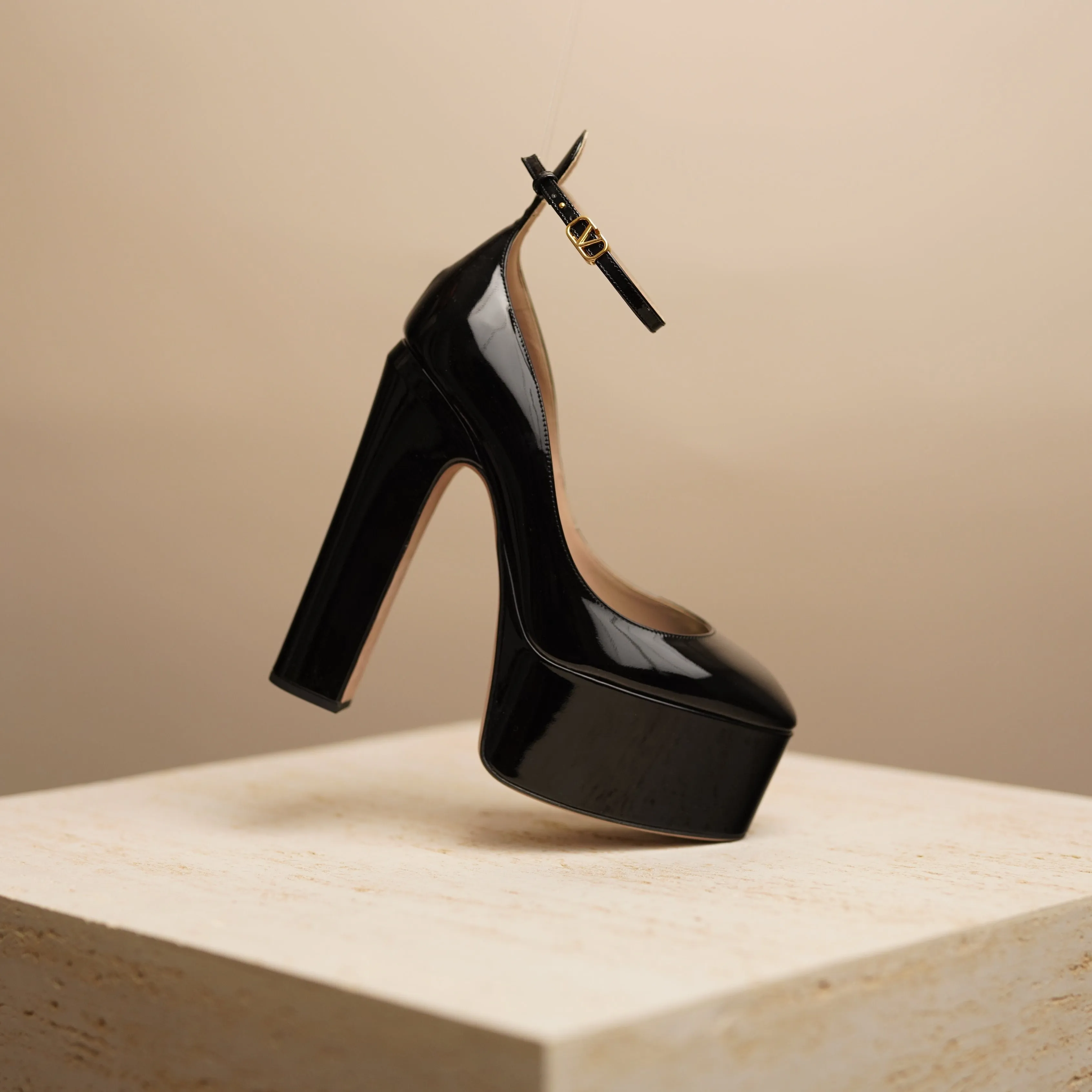 Tan-Go patent-leather platform pump 180mm