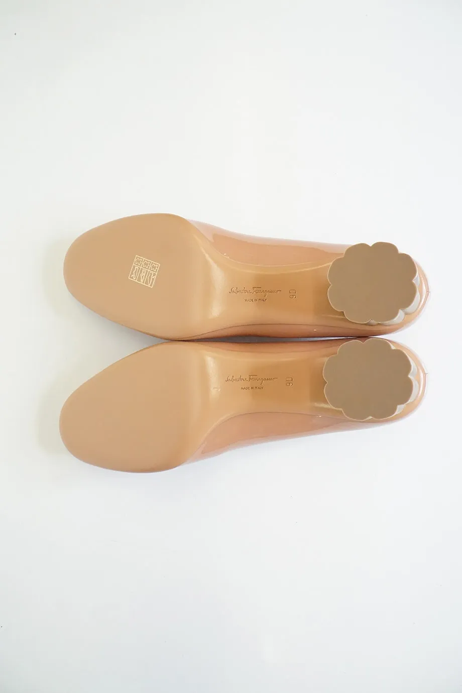 [WS4860] Salvatore Ferragamo | Low Heel Pump