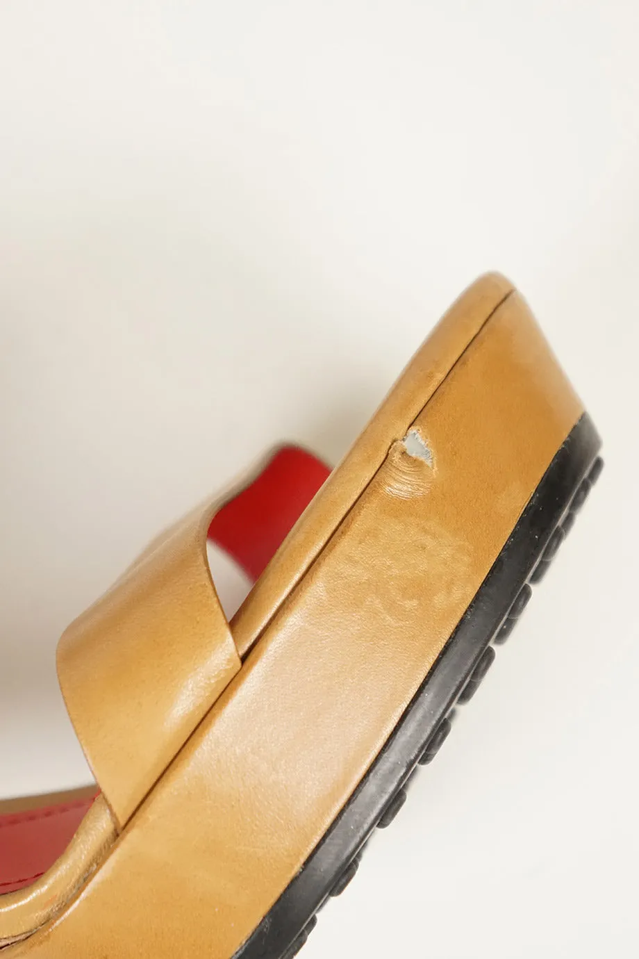 [WS5239] Tod's | Platform pump