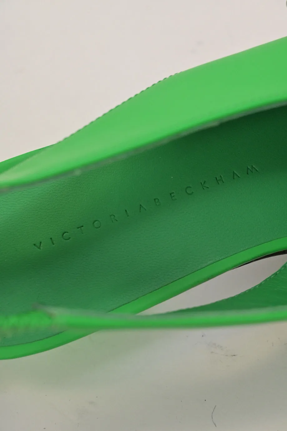 [WS7256] Victoria Beckham | Low Heel Pump