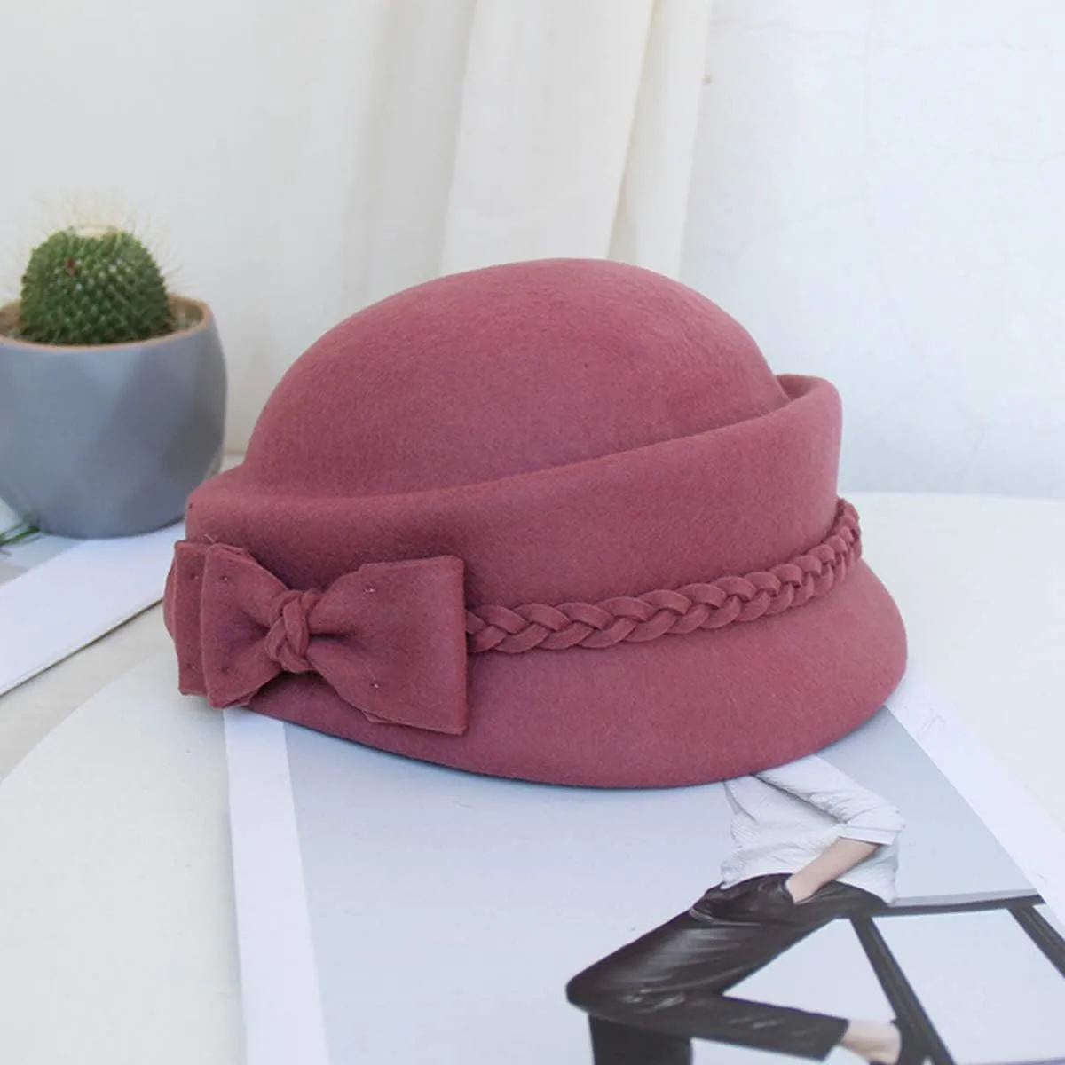 Z&X Wool Felt Veil Fascinator Pillbox Hats for Women Winter Tea Party Church Derby Hat Flower Beret Fedoras